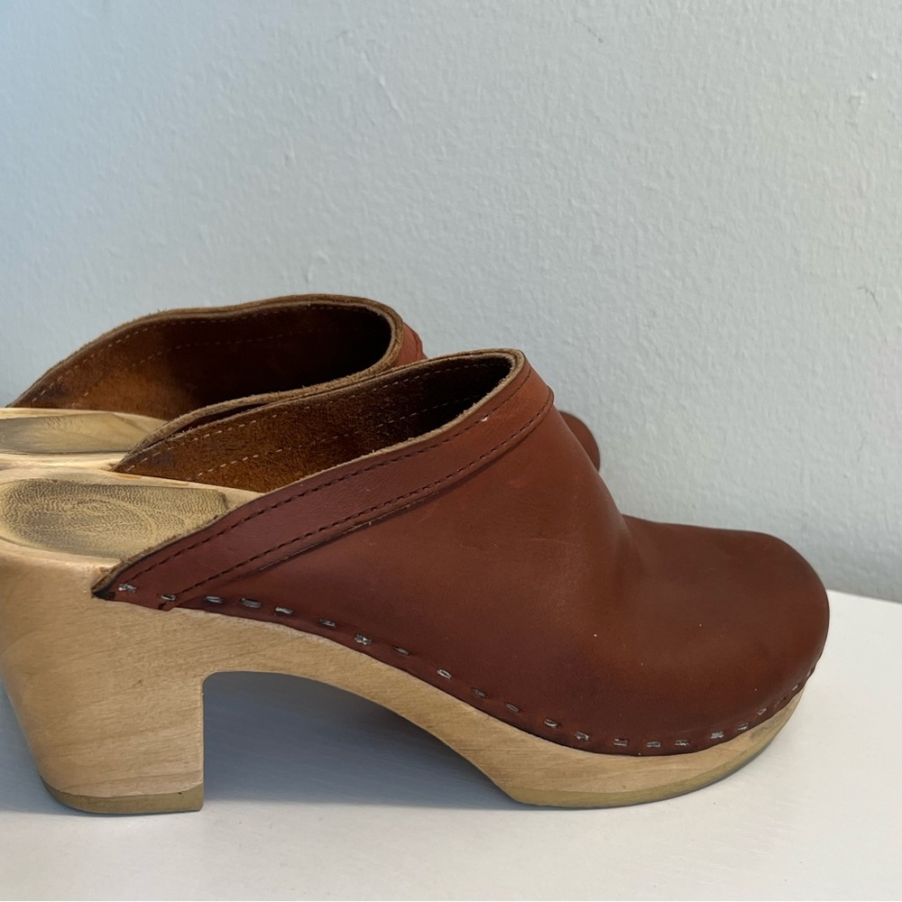 No. 6 Brown Leather Mules - Picture 6 of 8